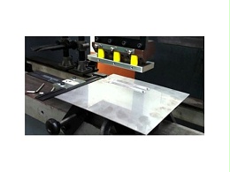 石龍鈑金加工廠的精密機箱生產