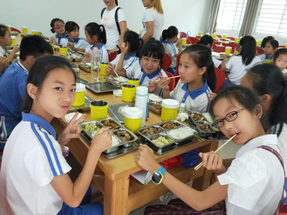 學(xué)生午托情況