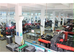 深圳鈑金沖壓加工現(xiàn)場(chǎng)是怎樣的？