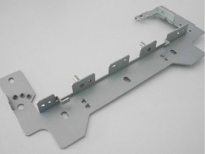 潮州鈑金加工廠家如何確定搭邊值和工件表面質(zhì)量