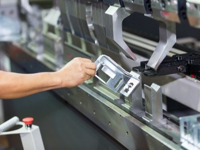 五金沖壓廠家，旋壓工藝生產(chǎn)沖壓件的4個(gè)知識(shí)點(diǎn)