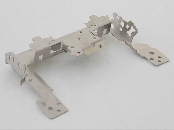 江蘇沖壓加工，如何調(diào)試模具？