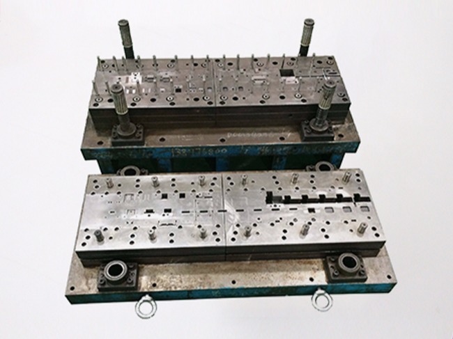 精密五金沖壓連續(xù)模 精密五金沖壓連續(xù)模